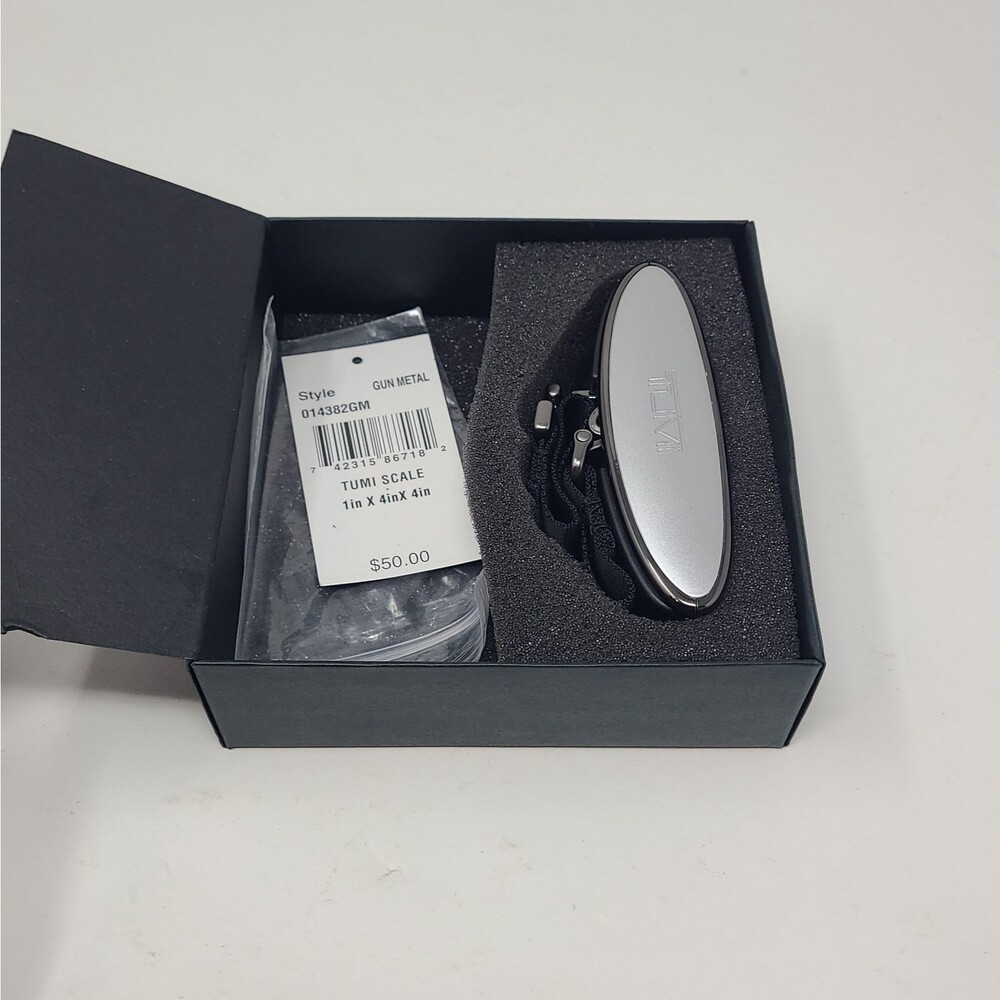 TUMI Digital Electronic Weighing Luggage Scale Travel Accessories
